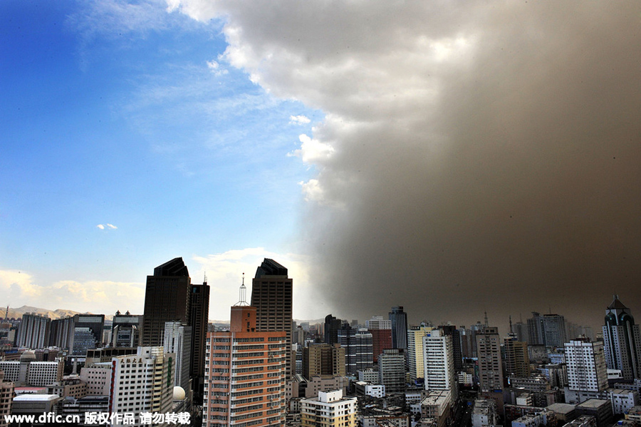 Lost in sandstorms