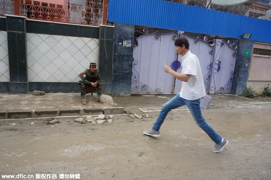 A Chinese cook in Afghanistan