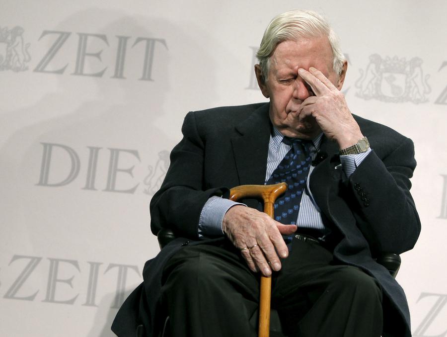 Archive pictures of Helmut Schmidt