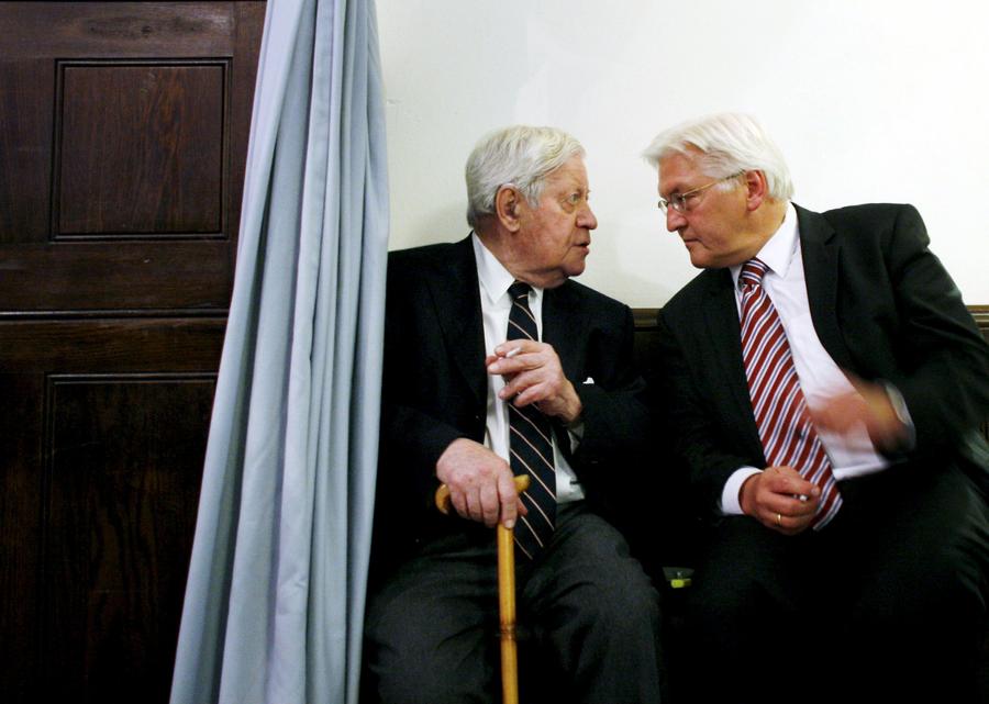 Archive pictures of Helmut Schmidt