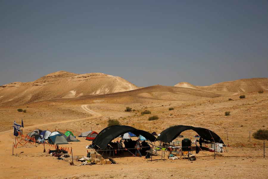 Searching for remains of Dead Sea Scrolls