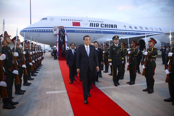 Premier to announce new initiatives while in Laos