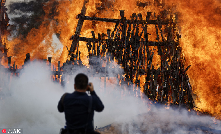 Tons of firearms burned in Kenya