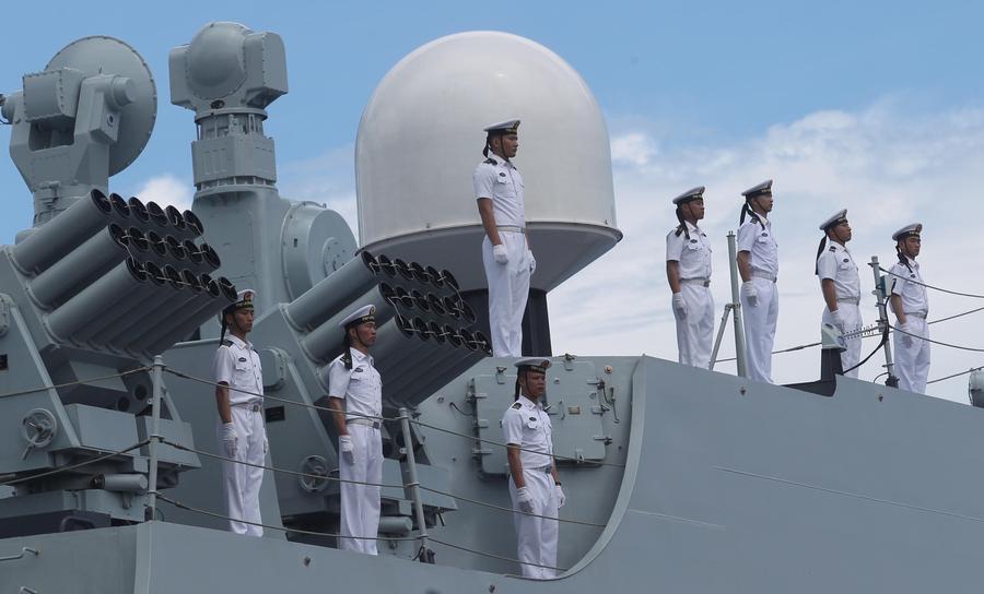 Chinese ships pay visit to Philippines