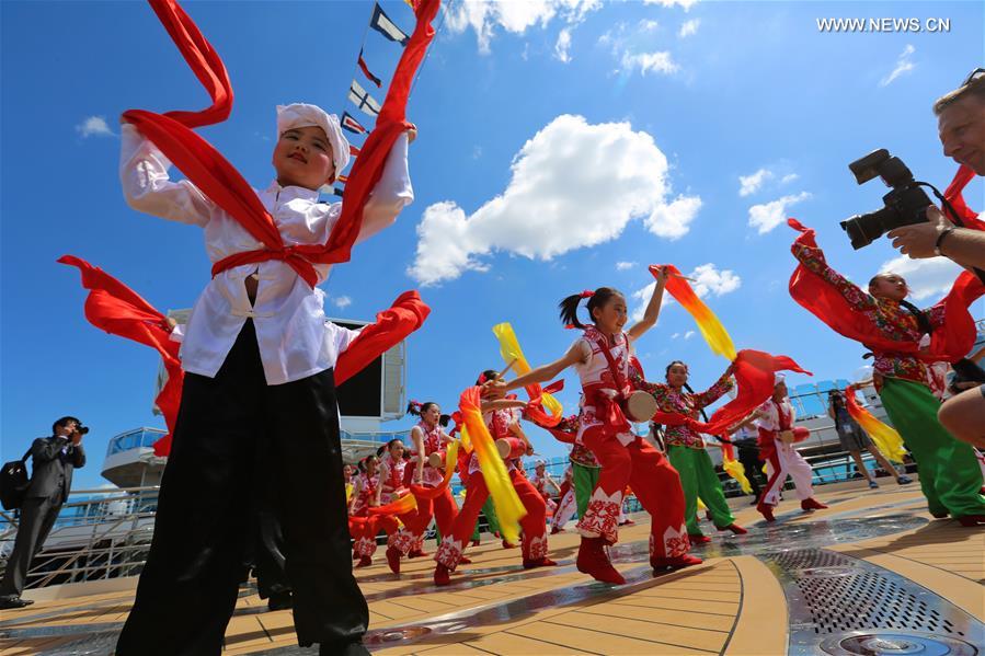 Chinese culture in spotlight on Silk Road cruiseliner