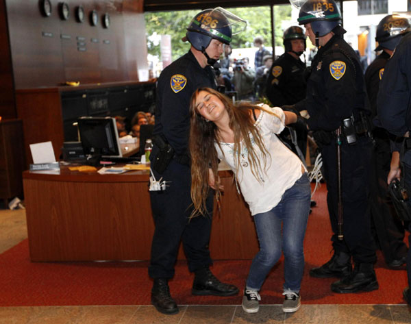 Evicted Wall St protesters seek rebound with rally