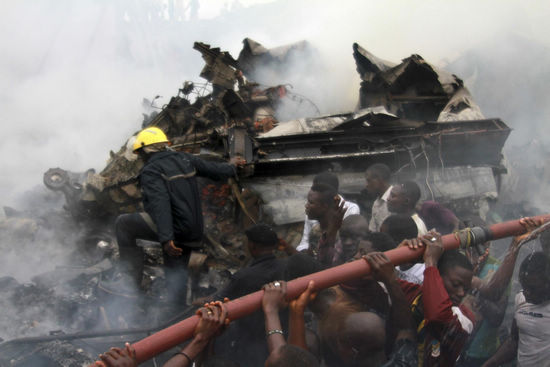 Plane crash in Nigeria kills 193