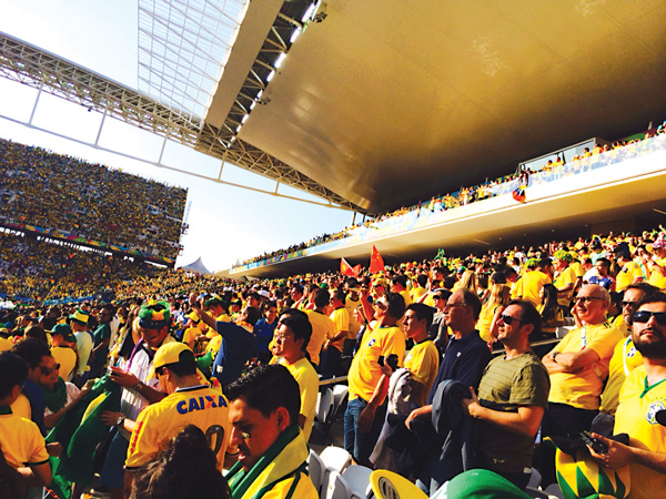 World Cup fever grips Chinese soccer fans