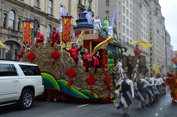 Beauty of Beijing float making debut in Macy's parade