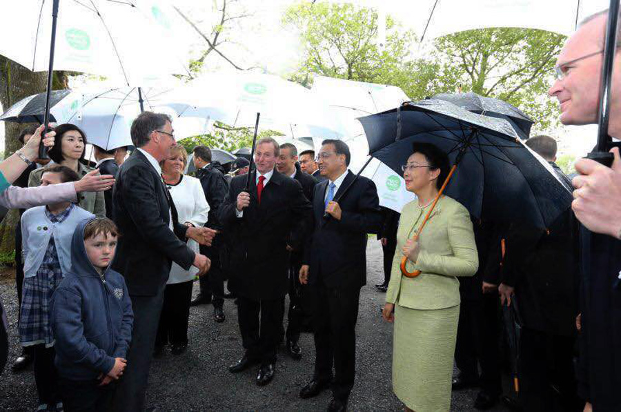 Premier takes in Irish countryside at old farm