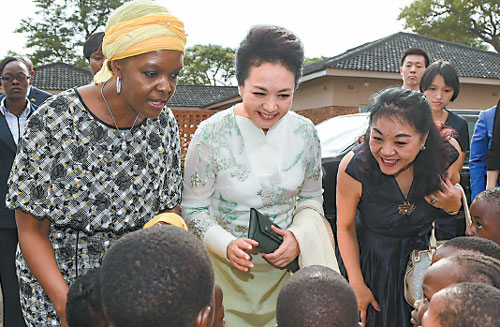 Peng finds new friends at orphanage