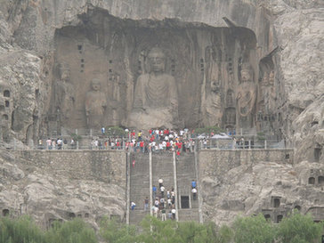 <SPAN lang=EN-US>Longmen Grottoes</SPAN>