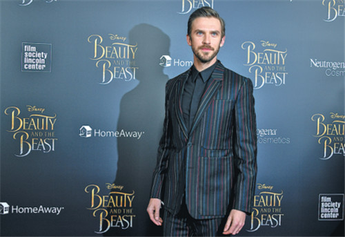 'Beauty's' Beast Dan Stevens breaks out behind the effects