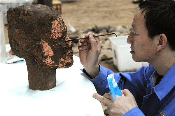 Restoring color to China's Terracotta Warriors