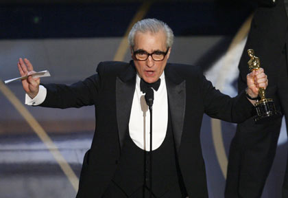 Martin Scorsese accepts his Oscar for best director for 'The Departed' at the 79th Annual Academy Awards in Hollywood, California, February 25, 2007. 