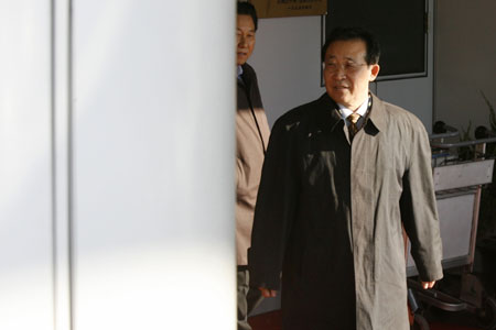 N.Korean envoy Kim Kye-gwan arrives in Beijing