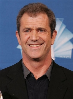 Hollywood split over Mel Gibson's future