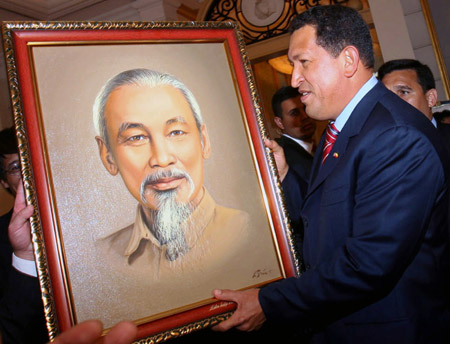 Chavez on Vietnam visit