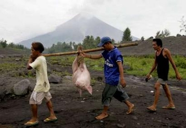 Philippine officials: Volcano may erupt