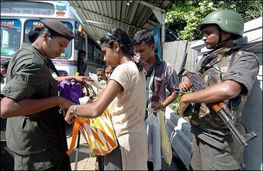 Flying Tigers bomb targets in Colombo