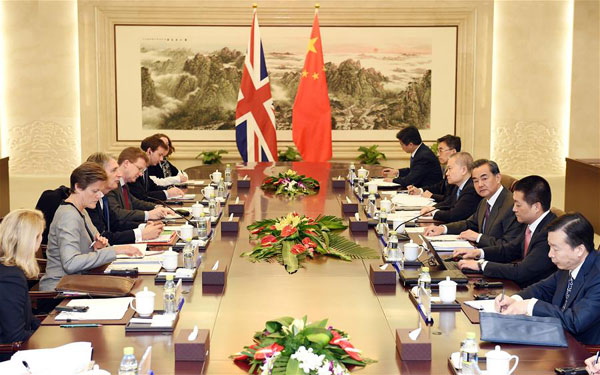 China, Britain vow AIIB cooperation, visa facilitation