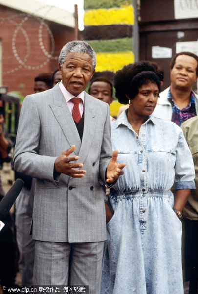 In photos: Mandela released from prison