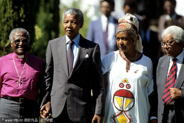 In photos: Mandela released from prison