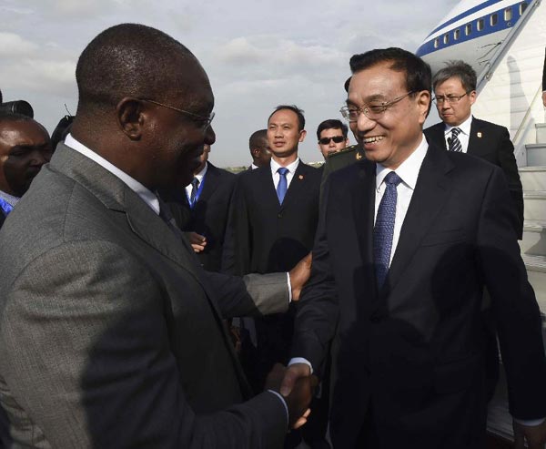 Chinese premier arrives in Angola for visit