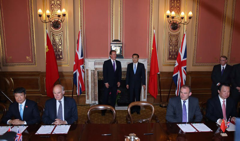 Premier Li, British PM attend signing ceremony of co-op documents