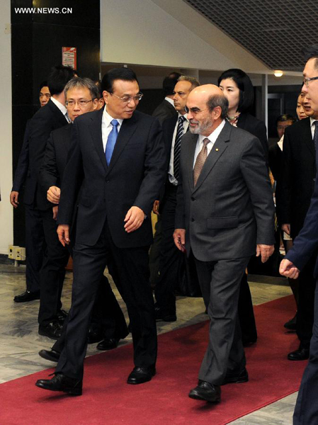 Chinese premier meets director-general of UN FAO in Rome