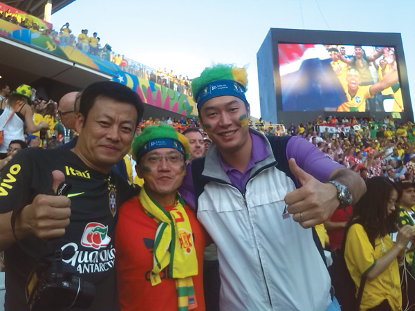 World Cup fever grips Chinese soccer fans