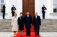 Xi calls for further Sino-Germany economic cooperation