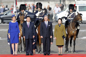 Xi attends gala dinner at Belgium palace