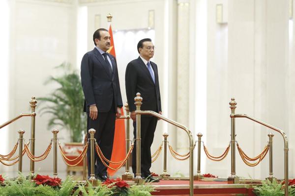 Premier Li meets Kazakh PM