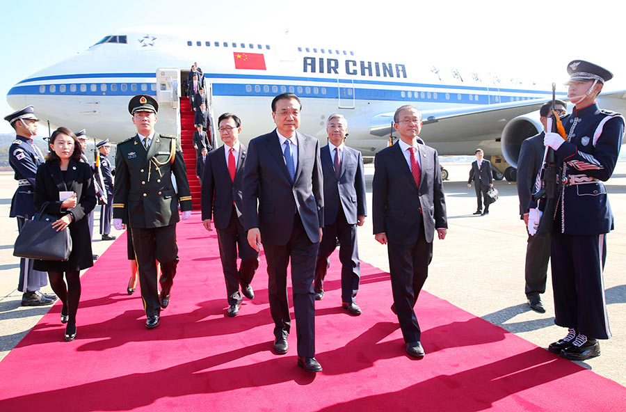 Premier Li arrives in Seoul for ROK visit, China-Japan-ROK meeting
