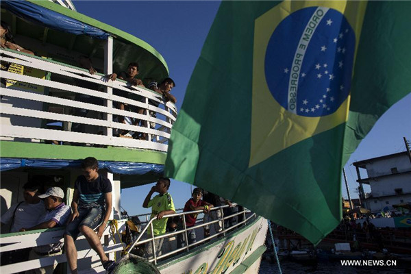 Photo album to show friendship between China and Brazil