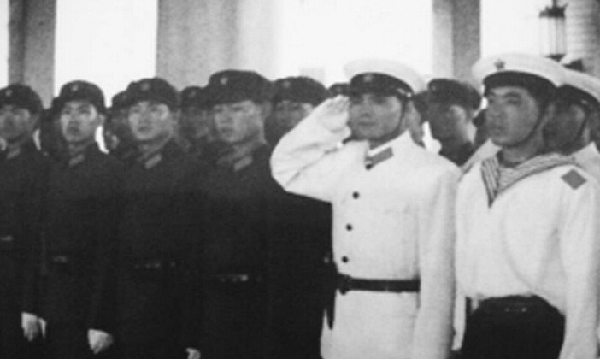 History of ceremonial uniforms of PLA Guard of Honor