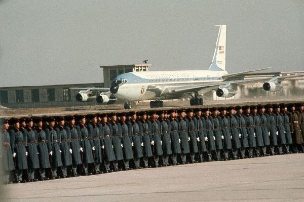 History of ceremonial uniforms of PLA Guard of Honor