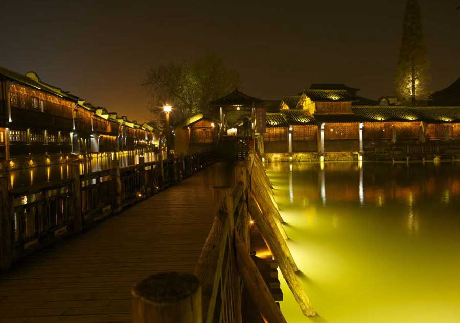 Night view of Wuzhen before the World Internet Conference