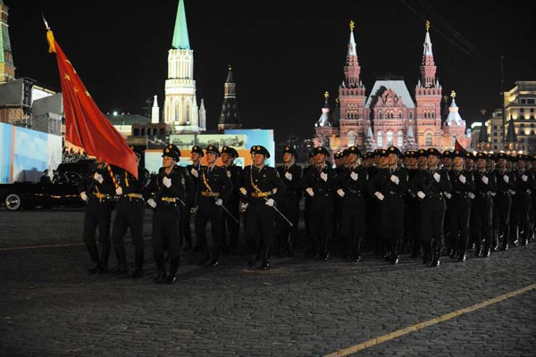 Chinese guards of honor awarded ahead of Russian parade