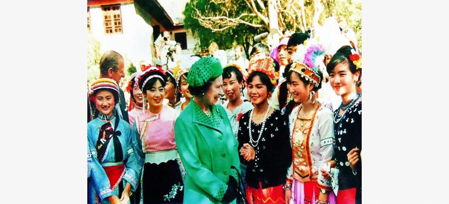 Royal moments: British Queen's visit to China in 1986