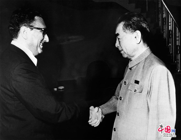 Historical photos of Chinese, American leaders' meets