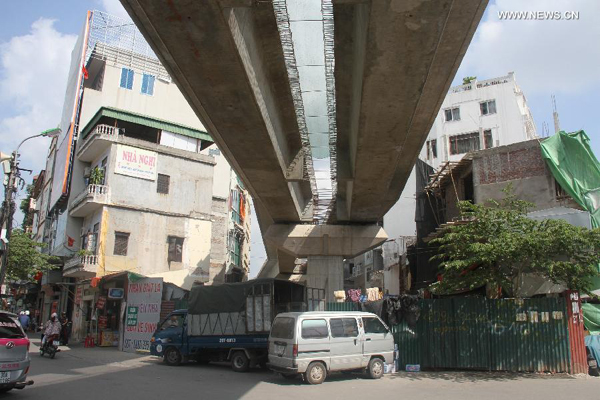 China constructs urban railway project in Vietnam's Hanoi