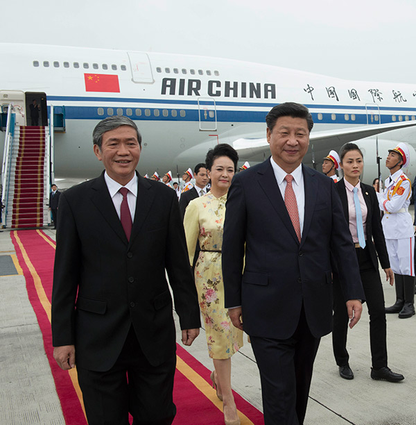 Chinese president arrives in Vietnam for state visit