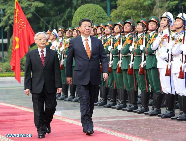 Xi urges China, Vietnam to work together towards bright future