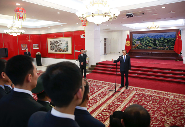 Premier Li conveys condolences to bombed embassy in Bishkek