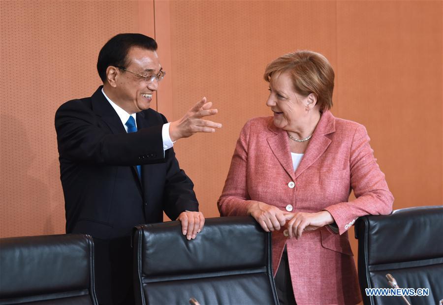 Chinese Premier Li holds talks with German Chancellor Merkel in Berlin