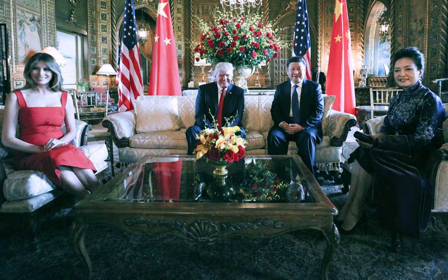 Xi welcomed by Trump in Florida, US