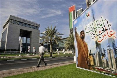 Dubai looks to oil-rich neighbor for possible aid