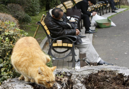 Japan plans new stimulus, jobless rate at 3-yr high